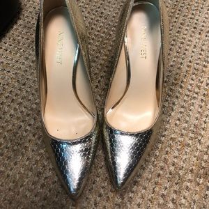 Nine West pumps